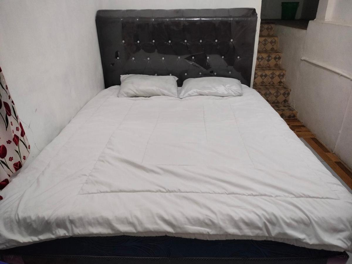 Olivia Homestay Parapat Exterior photo