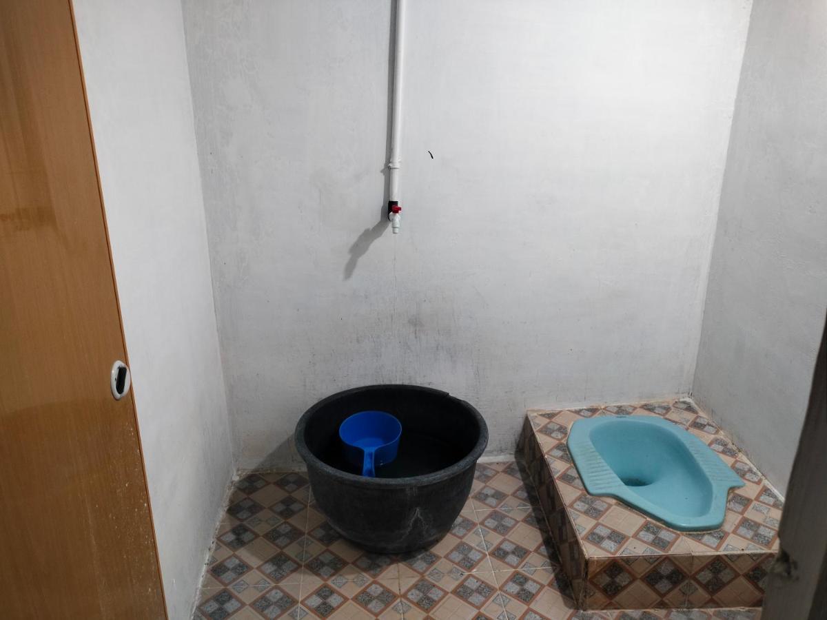 Olivia Homestay Parapat Exterior photo