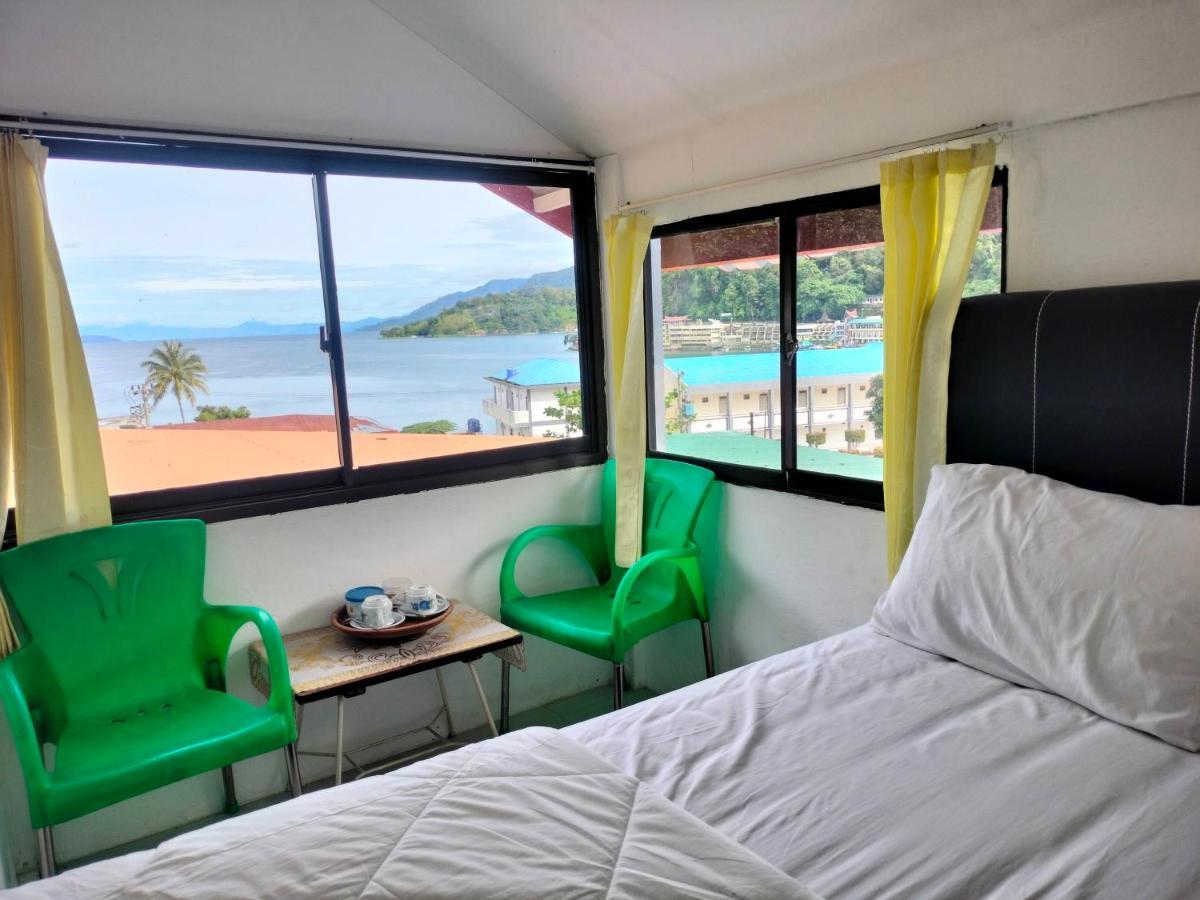 Olivia Homestay Parapat Exterior photo